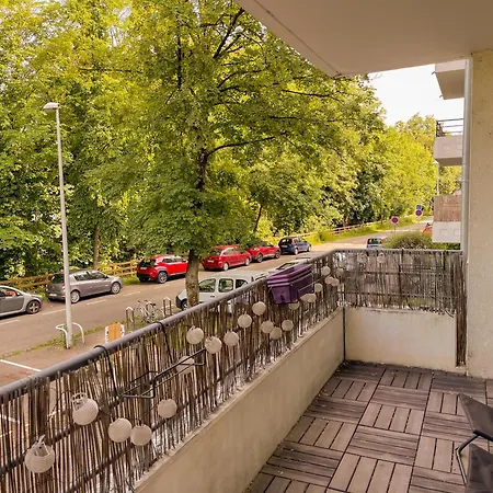 Neudorf + Garage דירה *